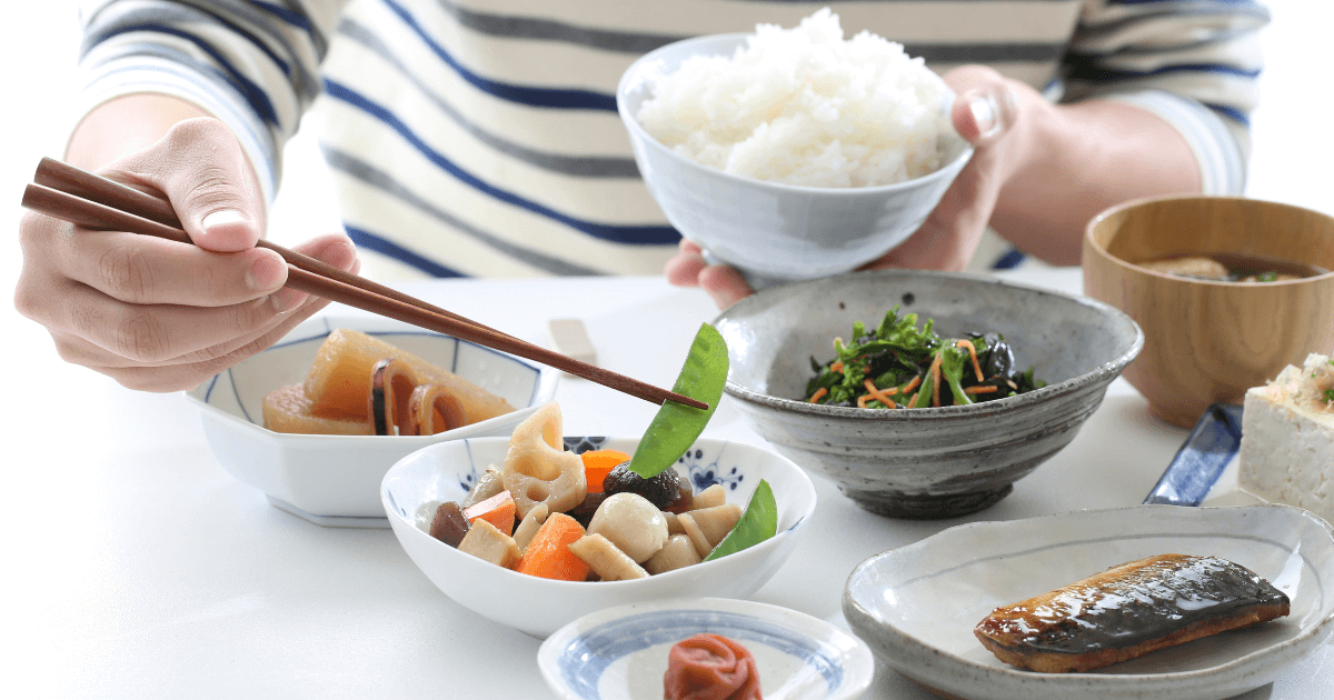 抜歯後の食事は何時間後からOK？